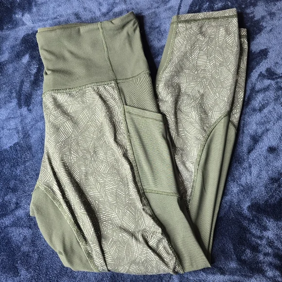 Lululemon High Times Pant Luxtreme Mesh Size 10 Jazzy White Gator Green / Gator - Picture 14 of 15